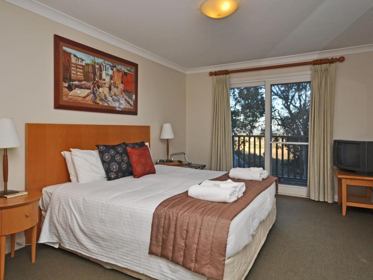Villa 3Br Vista Villa Located Within Cypress Lakes Resort Pokolbin Esterno foto
